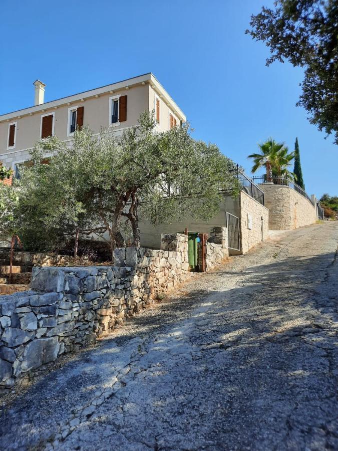 Villa Elena Sevid